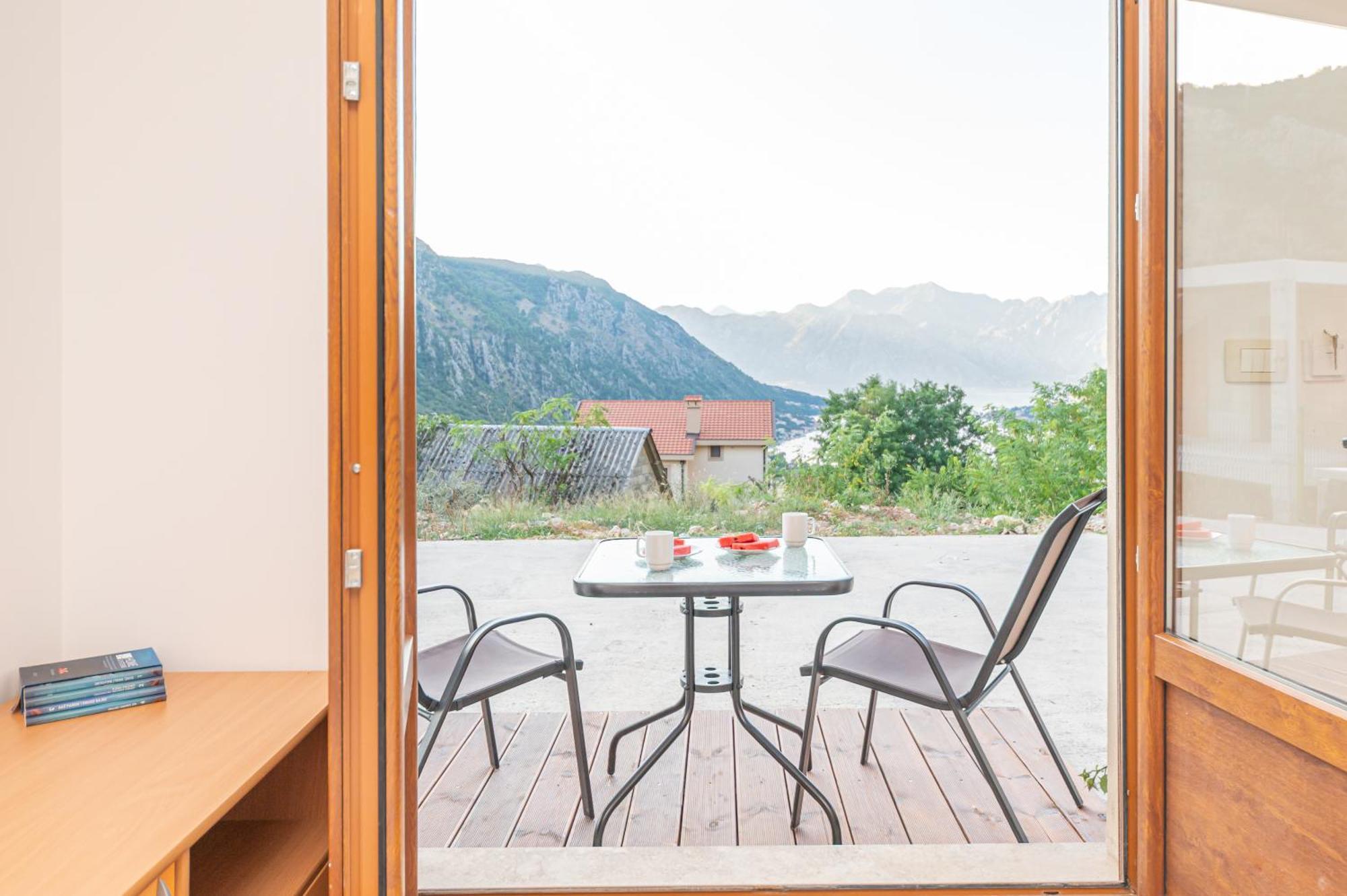 Red Hill Lejlighed Kotor Eksteriør billede