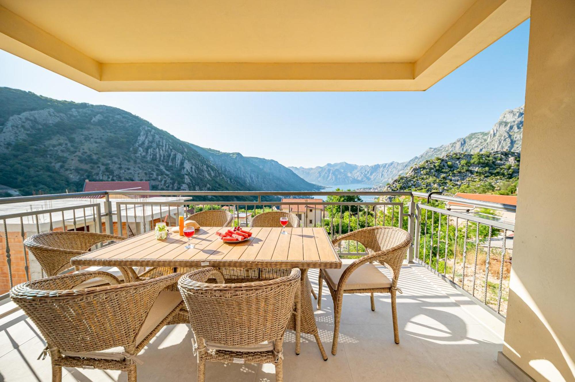 Red Hill Lejlighed Kotor Eksteriør billede